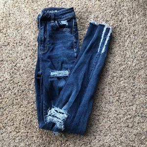 Blue wash ripped jeans!